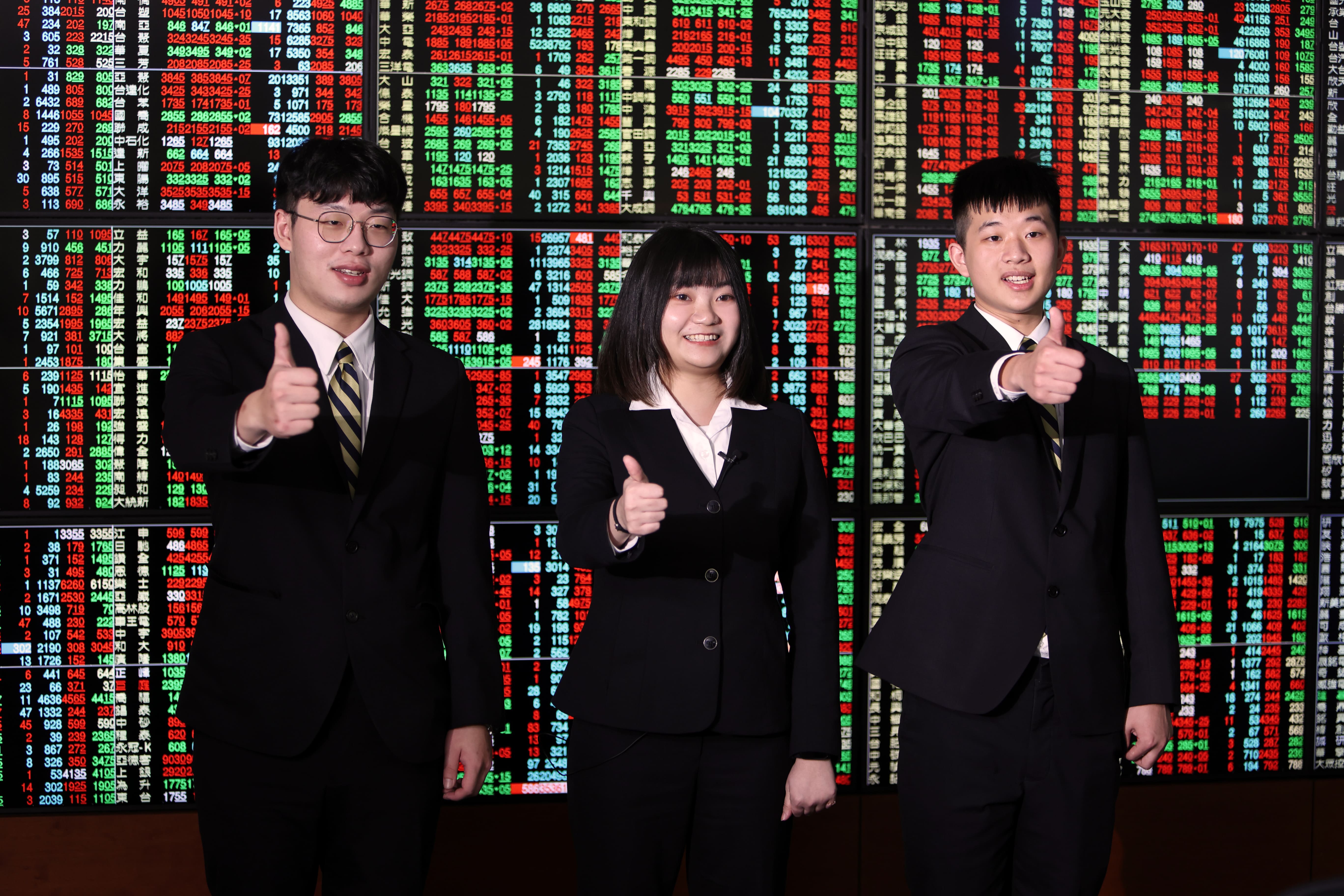 德明科大帶薪實習10年有成  Z世代職場大放異彩